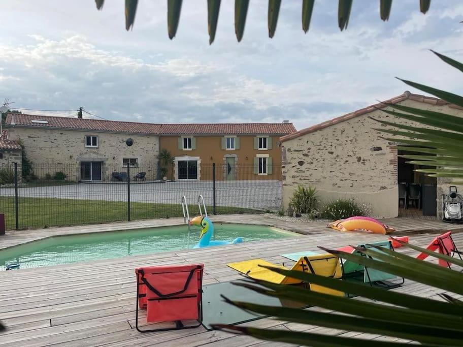 Gite La Vie En Couleur 14 Personnes Saint-Paul-en-Gâtine Exteriör bild